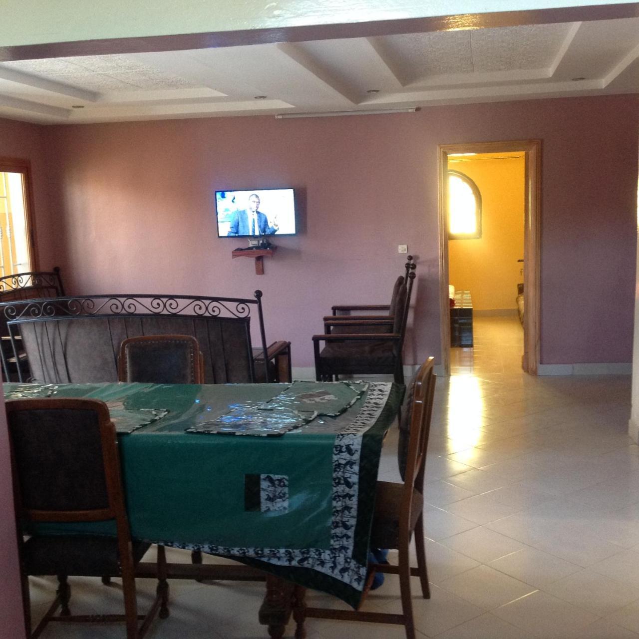 Apartmán Chez Mimi Toubab Dialaw Exteriér fotografie