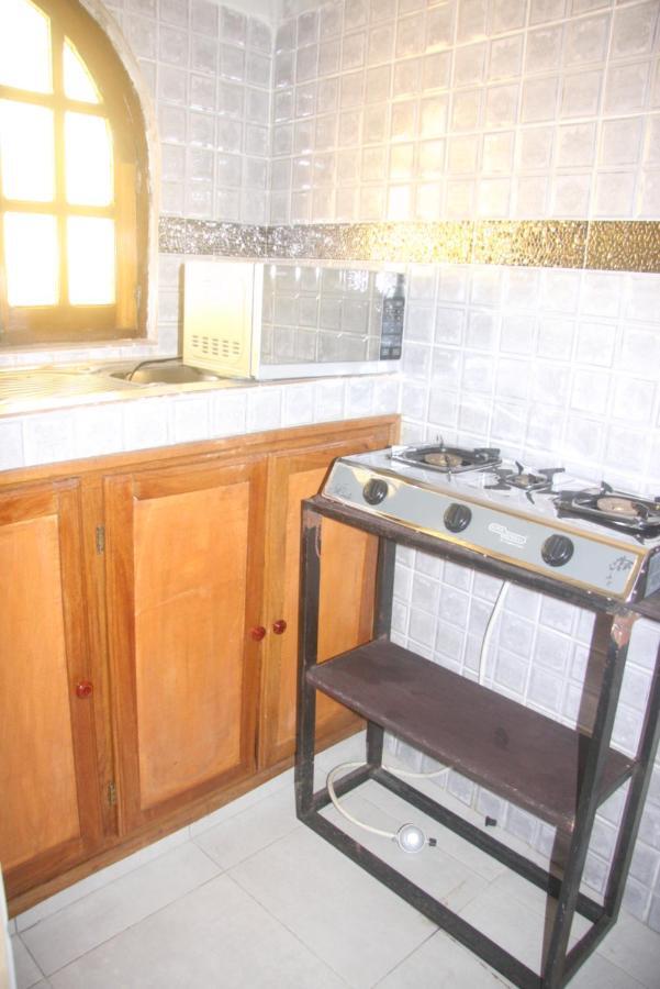 Apartmán Chez Mimi Toubab Dialaw Exteriér fotografie