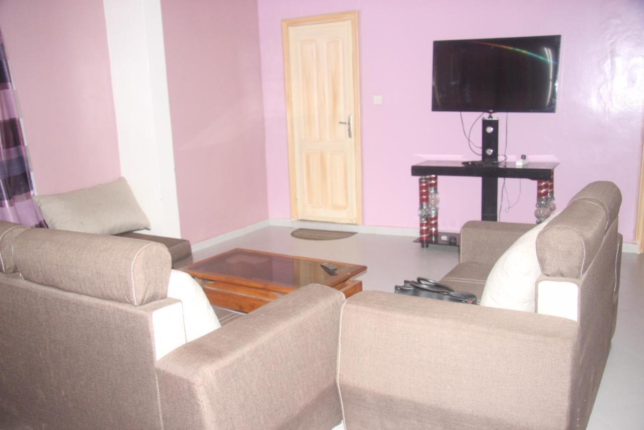 Apartmán Chez Mimi Toubab Dialaw Exteriér fotografie
