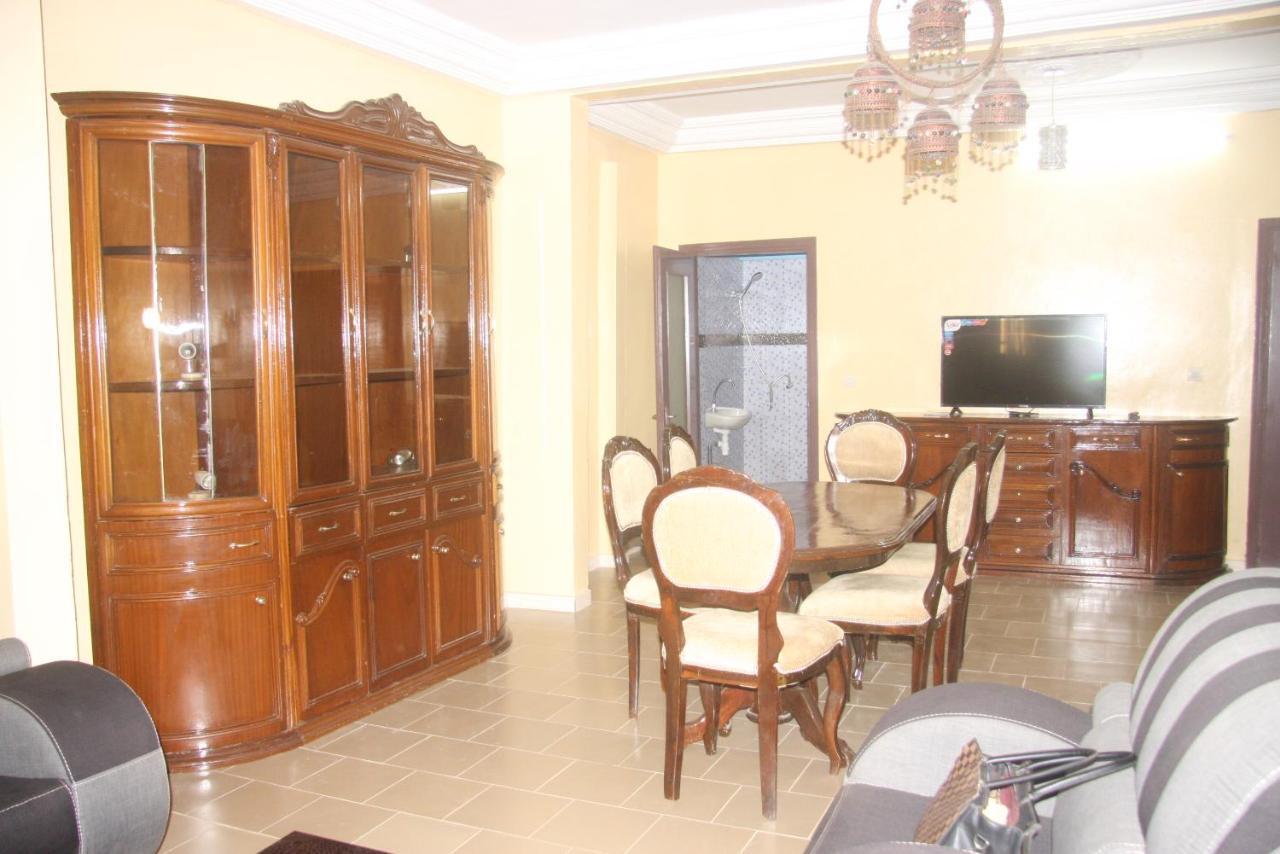 Apartmán Chez Mimi Toubab Dialaw Exteriér fotografie